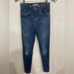 Levi’s Dark washed Mile High Super Skinny Jeans